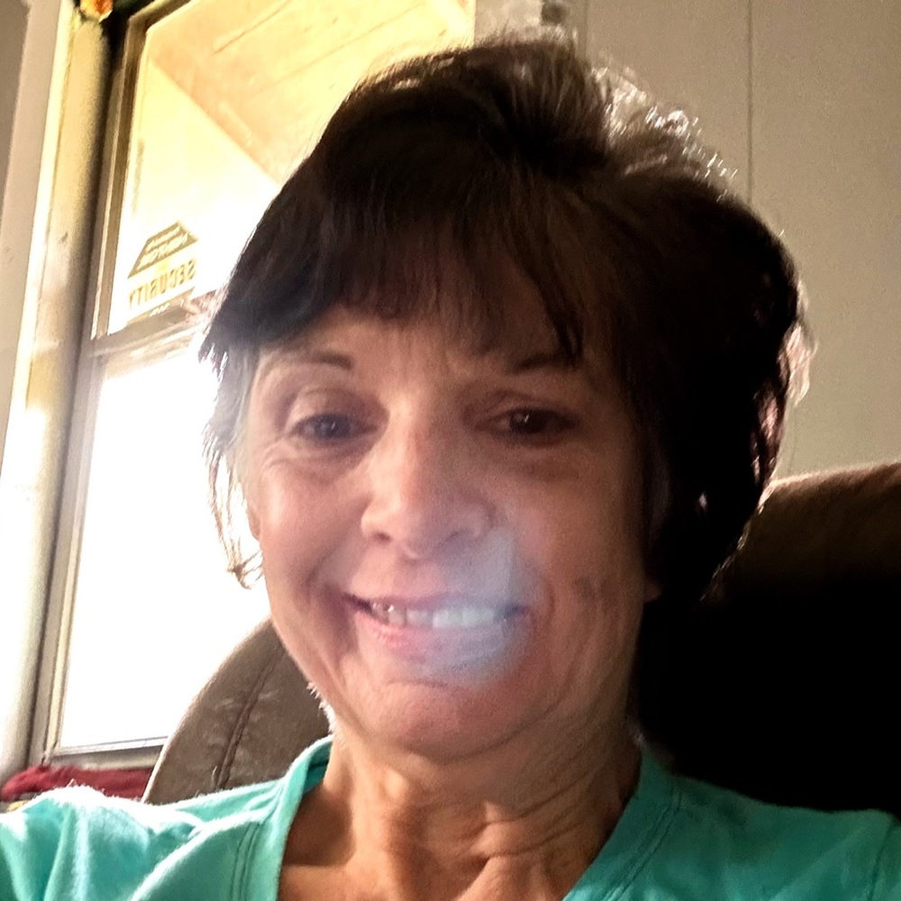 Meet your Posher, Sandra